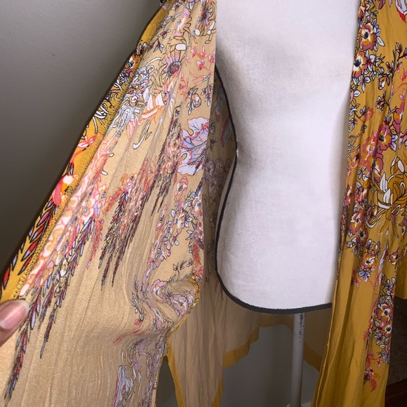 FREE PEOPLE | Intimately FP Yellow Floral Kimono - Picture 7 of 16